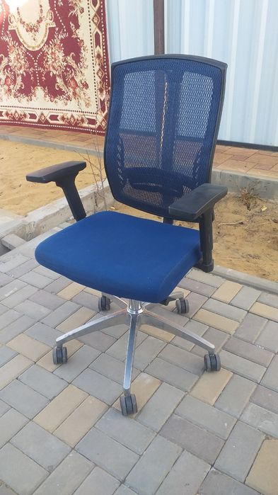 Кресло хорошем сост