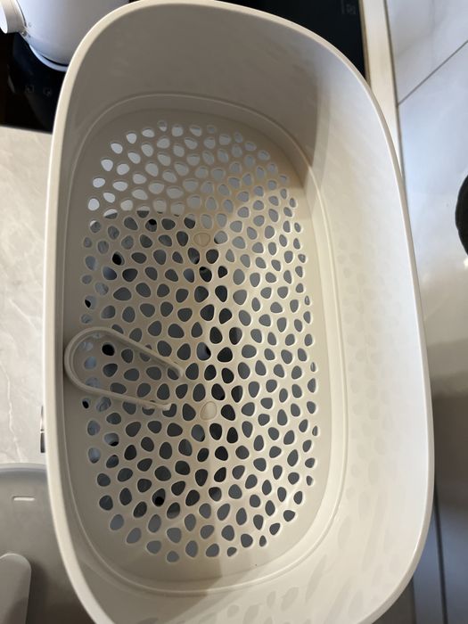 Sterilizator de biberoane cu USCATOR