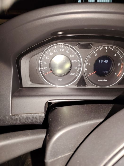 Vând Volvo XC60 2litri an 2012