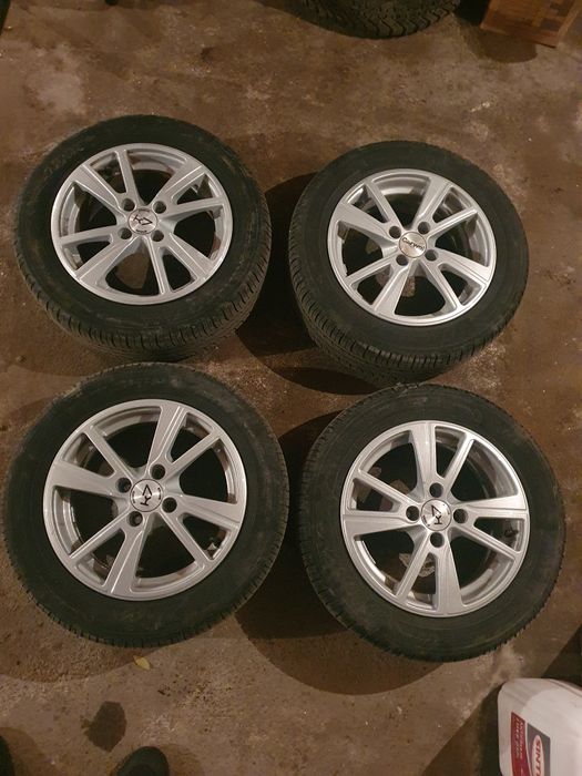 Продам комплект колёс