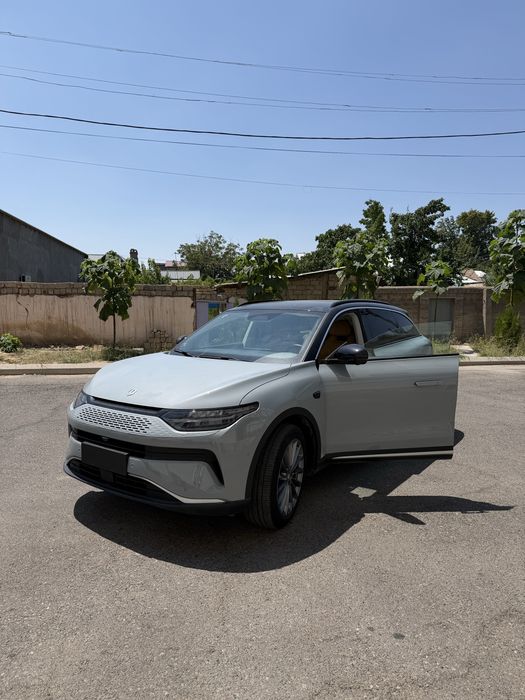 Leapmotor  C 11