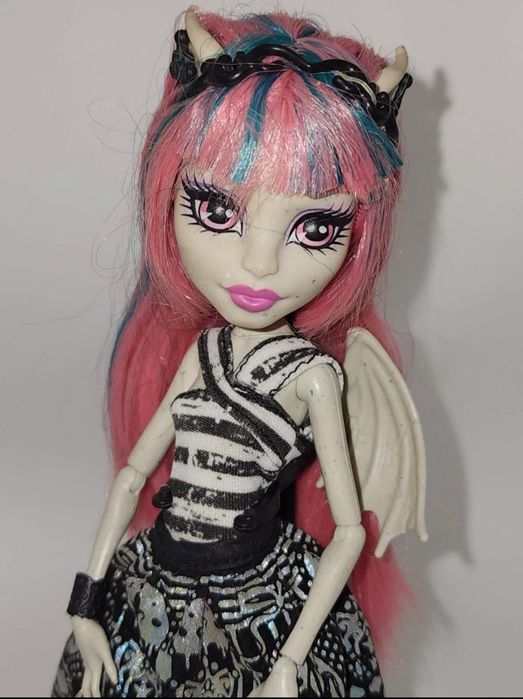 Рошель база монстер хай