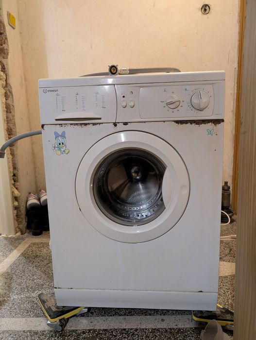 Пералня Индесит Indesit