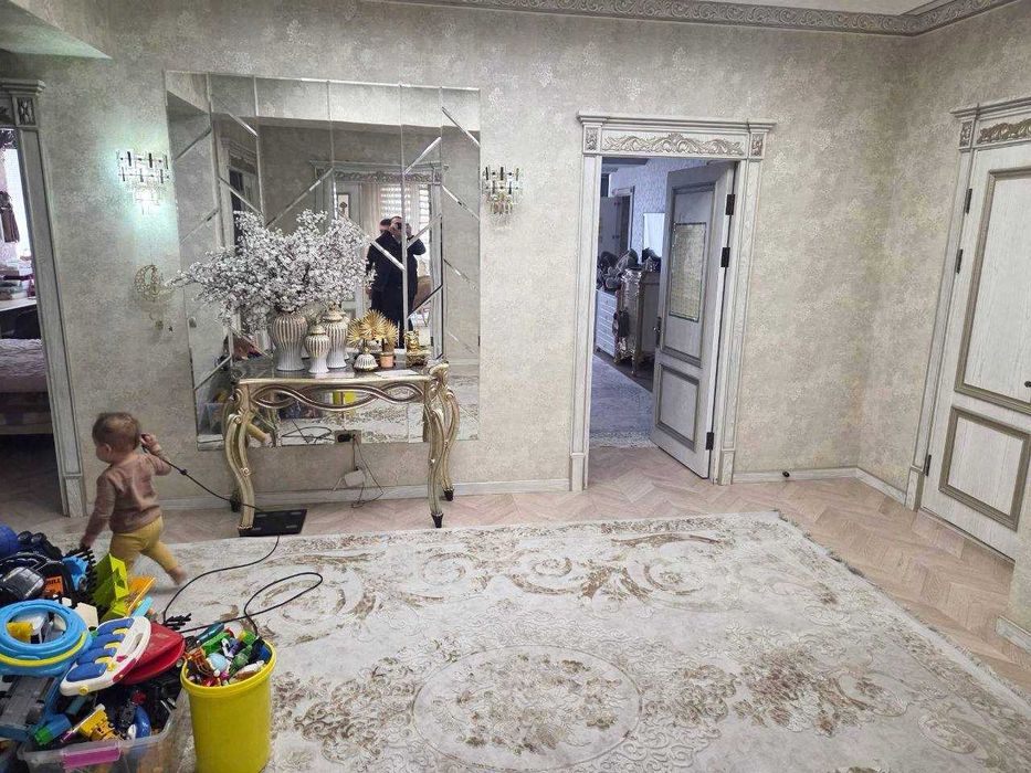 3-комнатная 193 м² в ЖК Jangoh, метро Гафур Гулям`