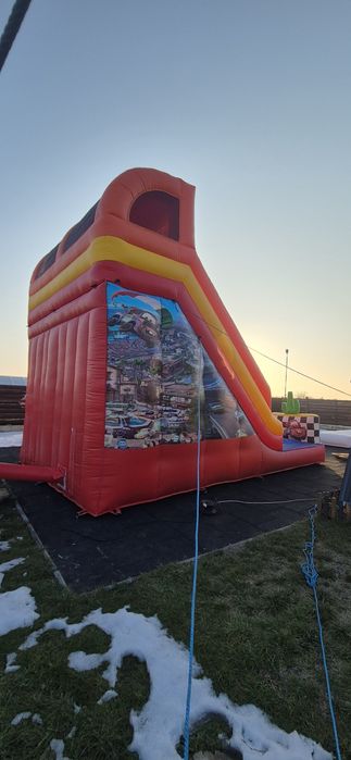 Închiriere topogan gonfabil