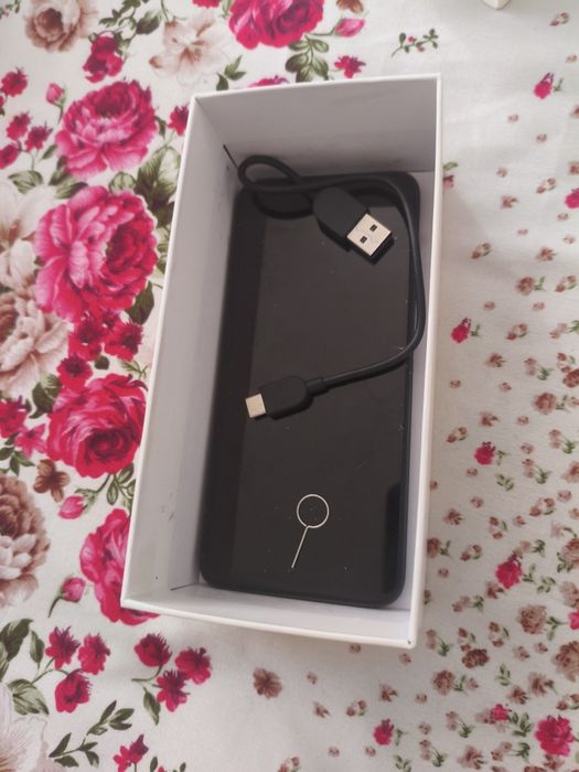 Vand tot ce este in imagini + 2 microphone covers PRET NENEGOCIABIl !