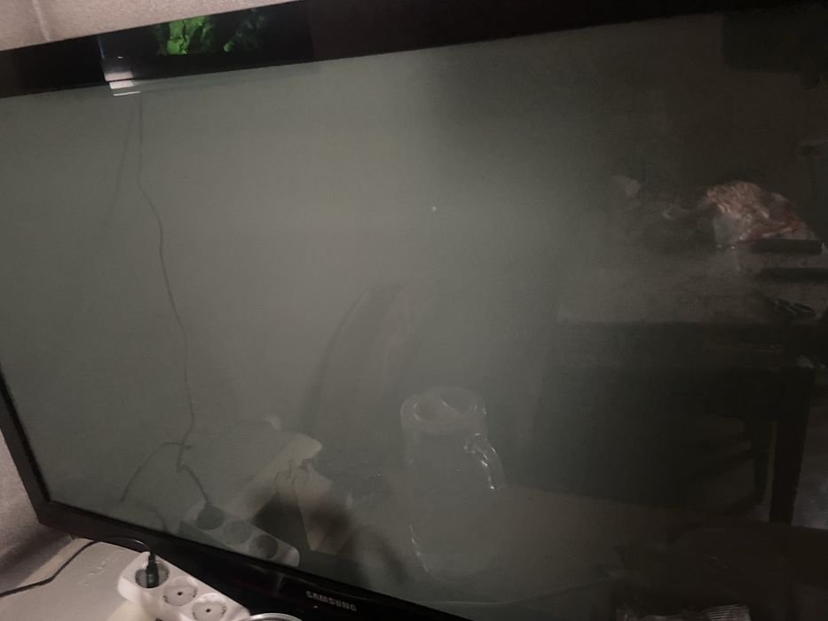 Продам тв Самсунг