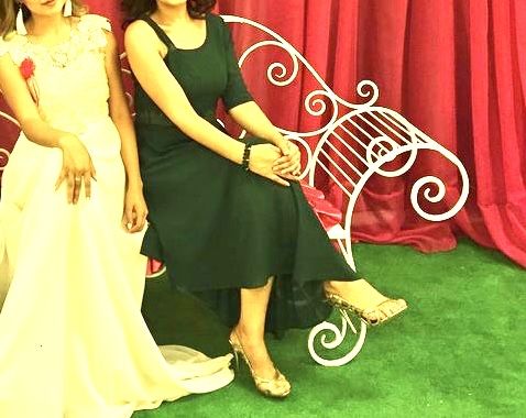 Платье на одно плечо