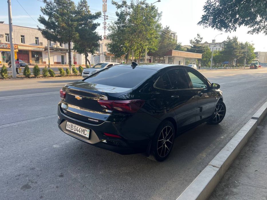 Chevrolet Onix premier turbo