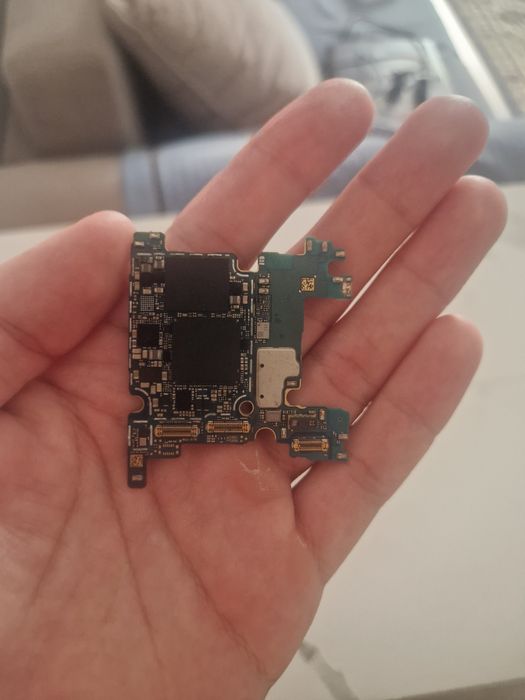 Samsung S22 Мат плата (ОПИСАНИЕ)
