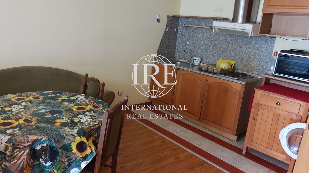Продава се Двустаен апартамент в Варна, Левски - 88 кв.м за 1072 €/кв.м - Снимка #1