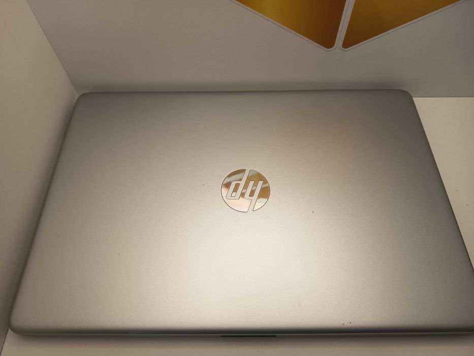 Laptop HP 15s i5-1135G7/8GB RAM/SSD 512GB/Iris Xe/15.6'' FHD/Win. 11