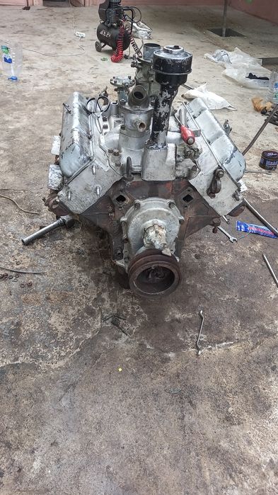 Zil samasval 4502 sotiladi