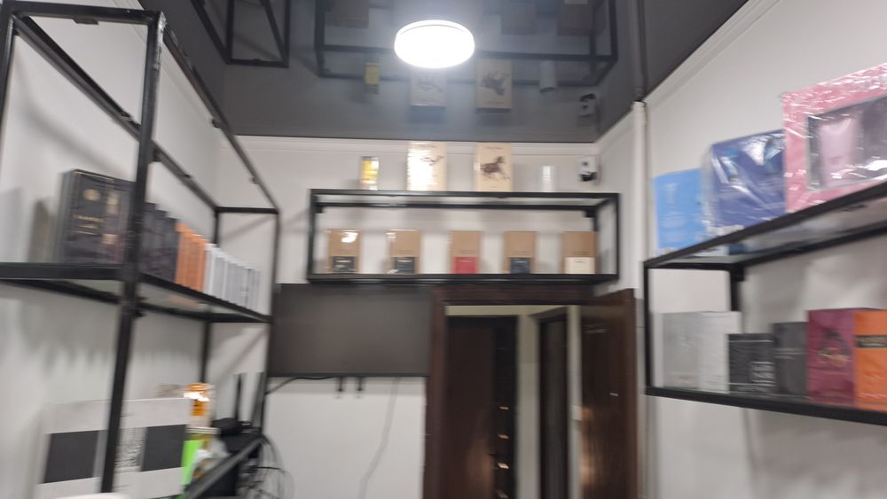 Срочно продаётся витрины для магазина