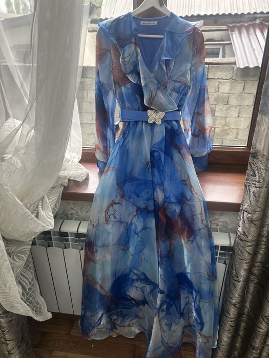 Вечернее платье.