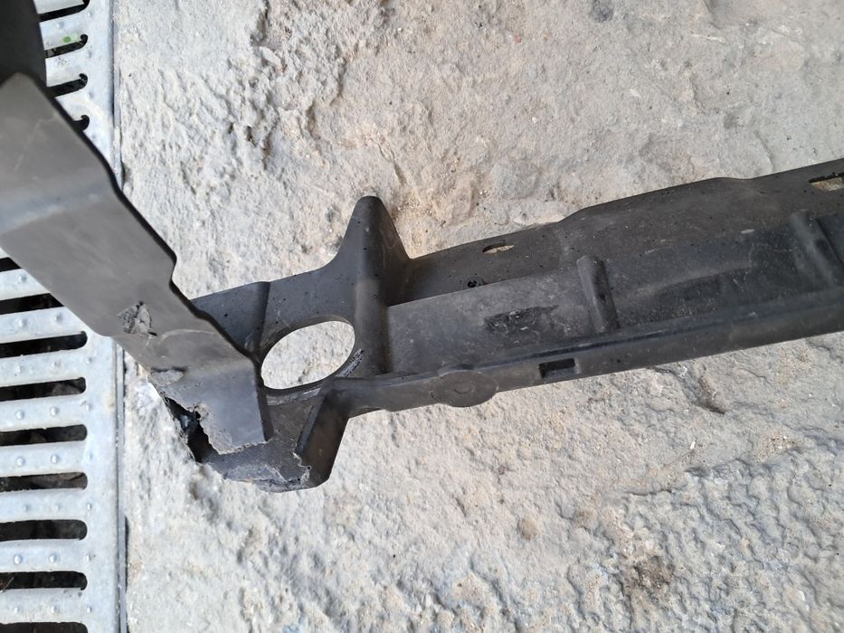 Предна Основа очиларка Seat Tarraco