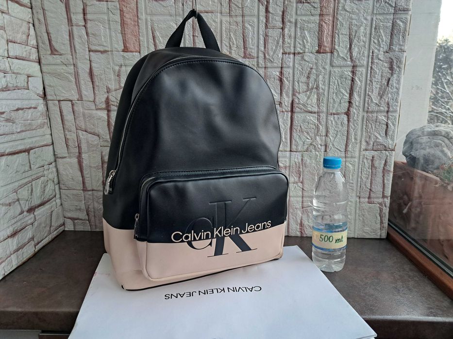 дамска ,мъжка раница,чанта Calvin Klein