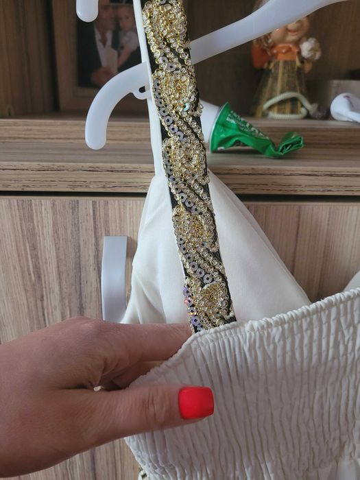 Rochie seara purtata o singura data.