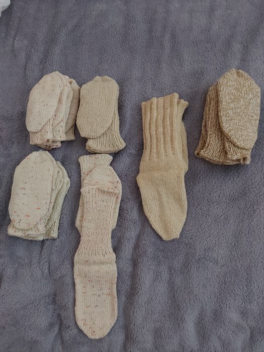 Чорапи вълнени нови с подарък терлици