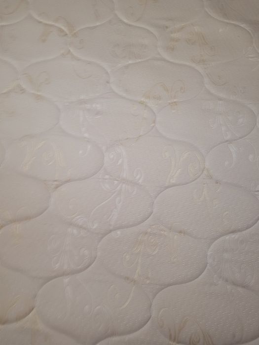 Продам матрасс на кровать