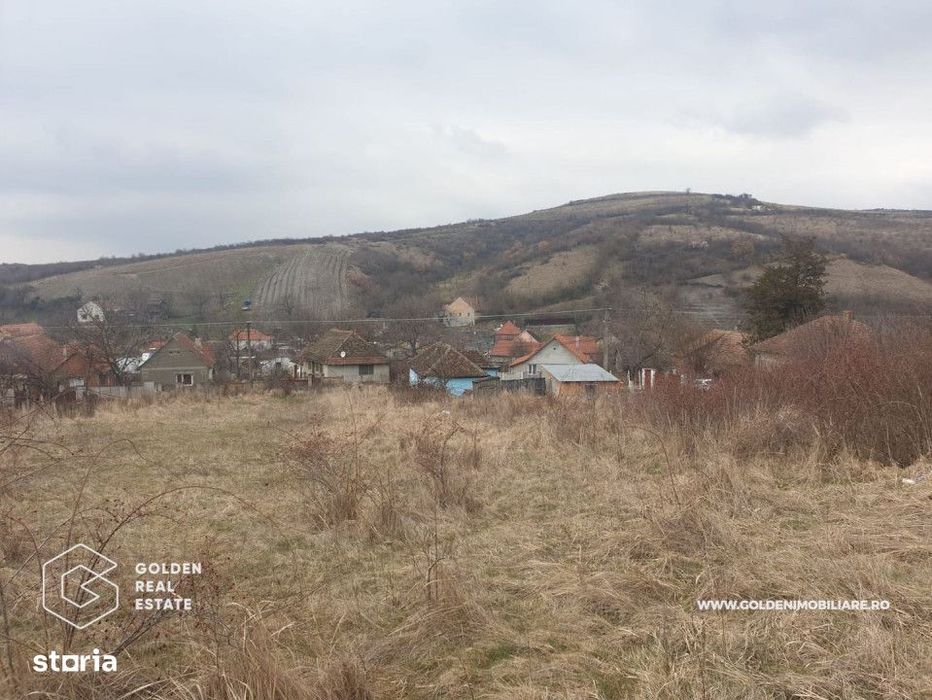 Teren intravilan 3841 mp, situat central, Covasint