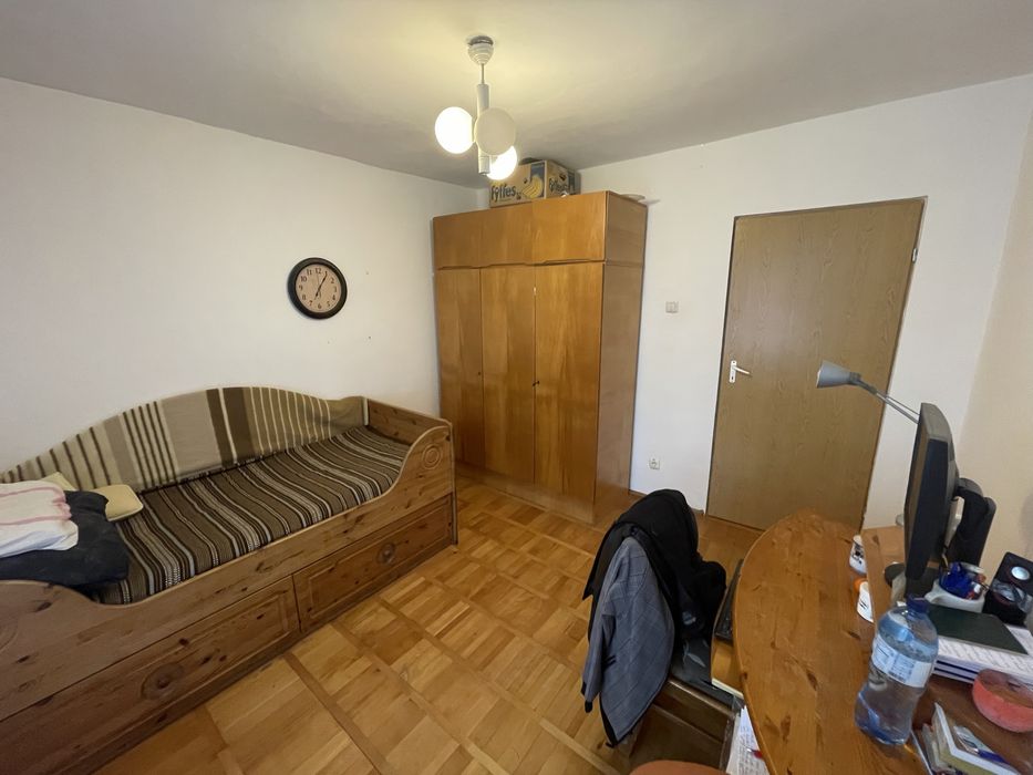 Apartament cu 3 camere in Tudor de ichiriat