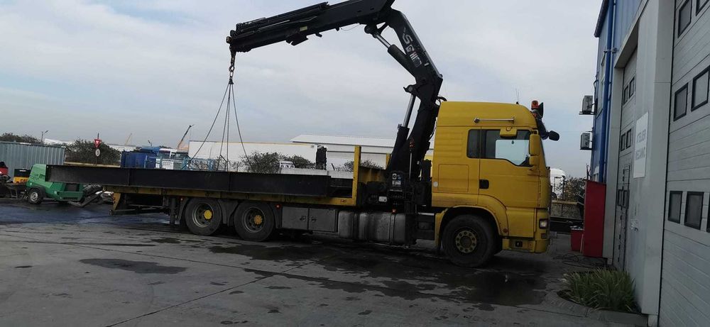 Inchiriez camion cu macara - Premium Utilaje - Automacara - Macarale de inchiriat Bucuresti