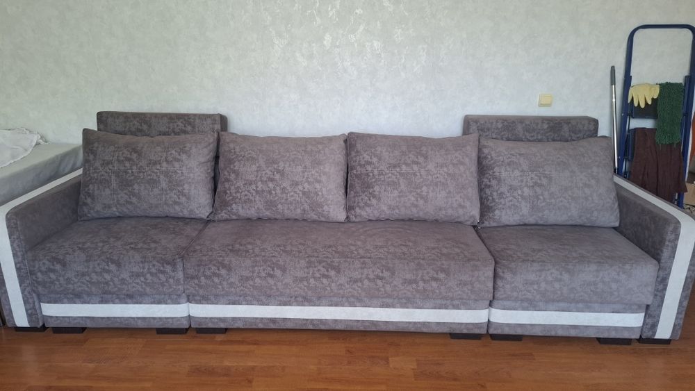 Диван, 120 000т., торг