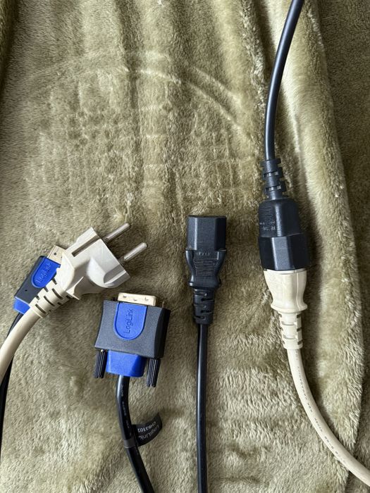 Monitor Philips LED 22” Full HD – funcționează perfect