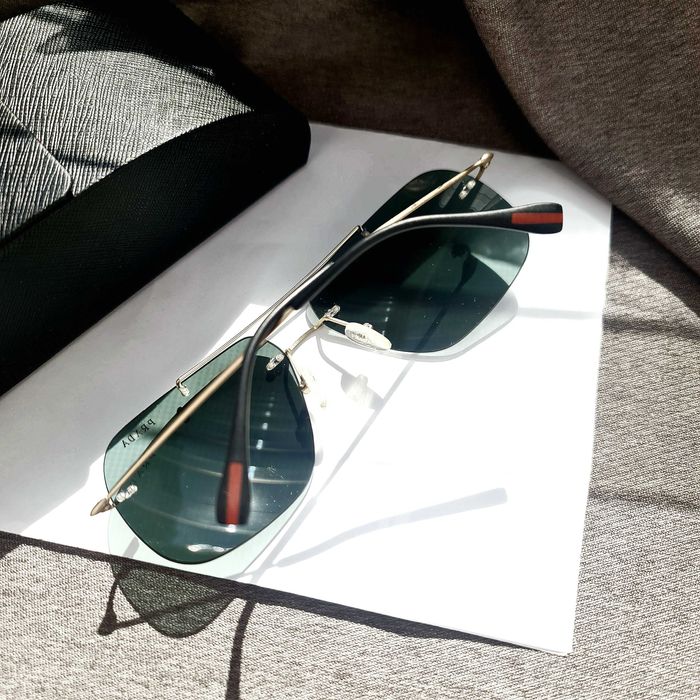 Солнцезащитные очки PR