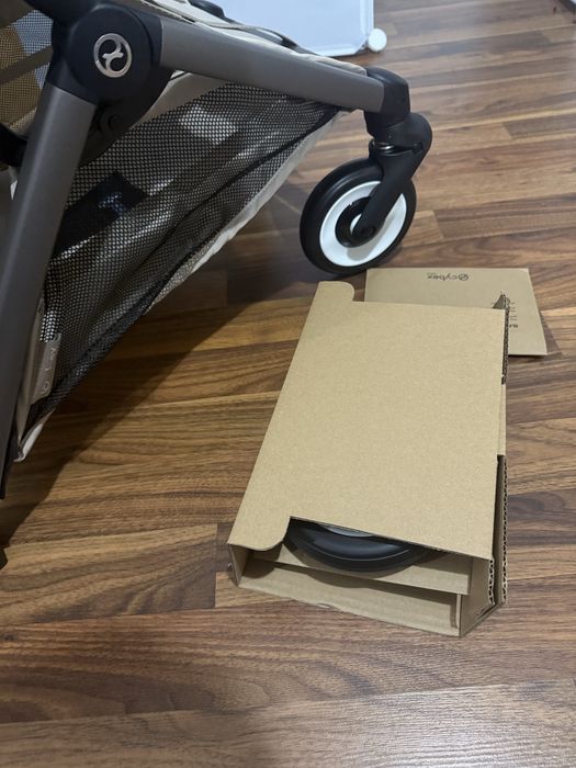 Cybex Orfeo Almond Beige editia noua 2026