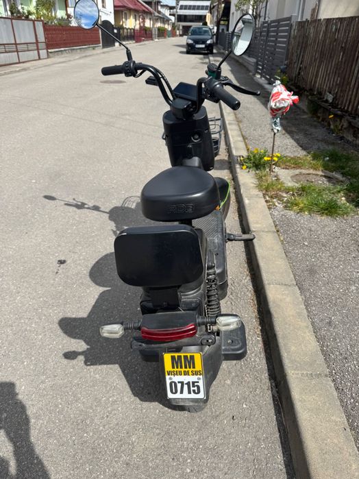 Scuter electric RDB Roma