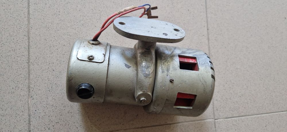 Стара сирена от линейка / милиция