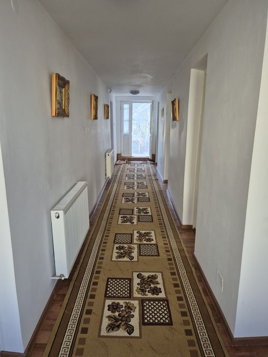Casă  de vânzare