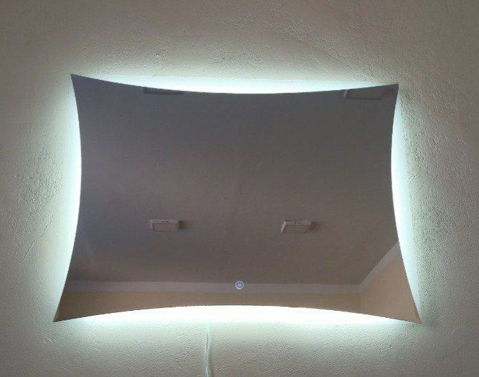 Зеркало с подсветкой