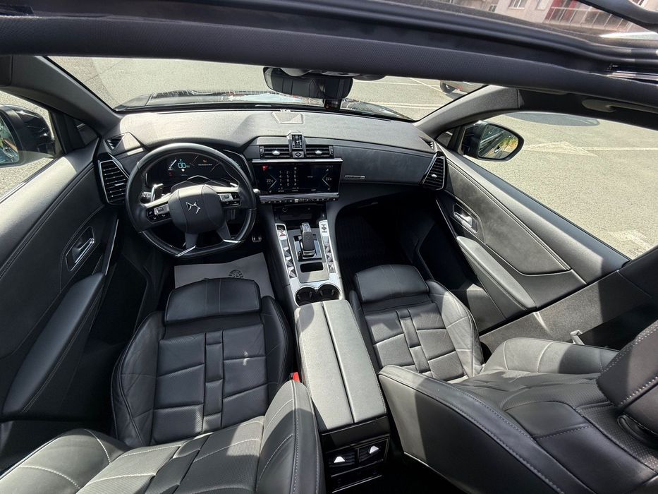 DS Automobiles DS 7 Crossback DS7 Crossback E-Tense 4x4 300cp — Echipare Opera — 2020