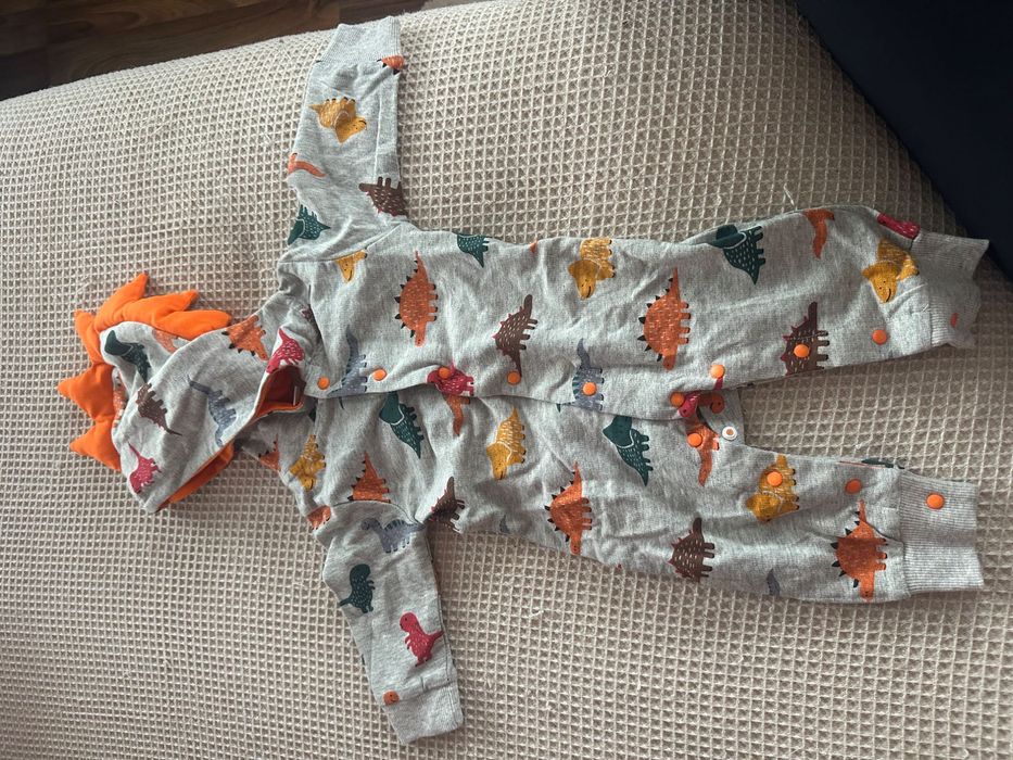 Бебешки Динозавър гащеризон baby 3-6м