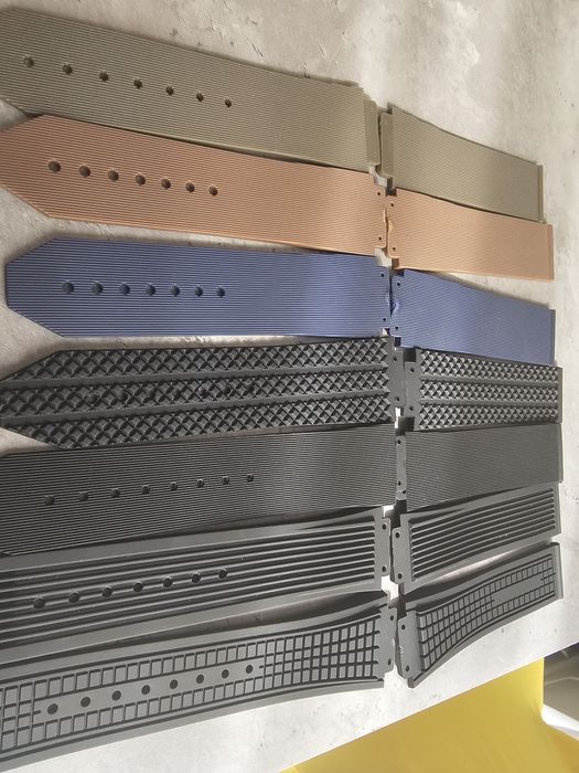Curea Silicon Hublot maro negru piele striat