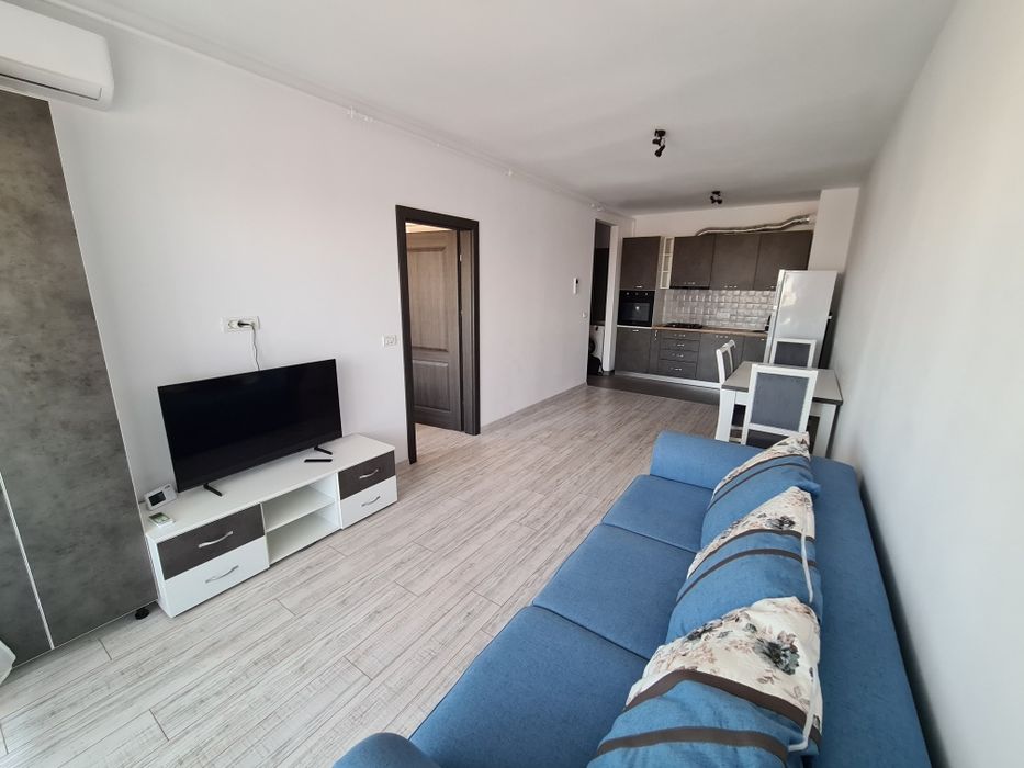 Regim hotelier Adora Park