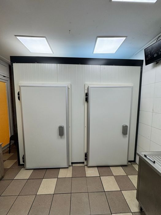 Camera refrigerare dubla