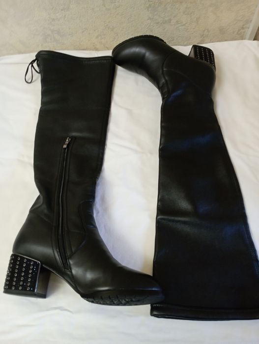 Продам Сапоги- Ботфорты Турция,размер 40( маломерят)