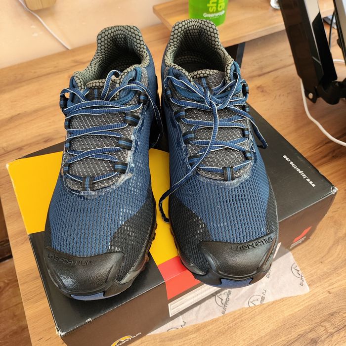 Треккинговые кроссовки la sportiva