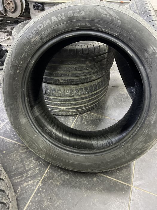 Продам шины 235/50/18 NORDMAN SZ2