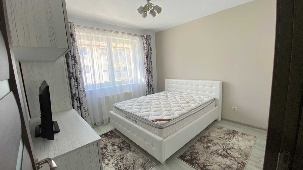 PF prima închiriere, apartament 2 camere, bucatarie separata, balcon, parcare privata, NEGOCIABIL