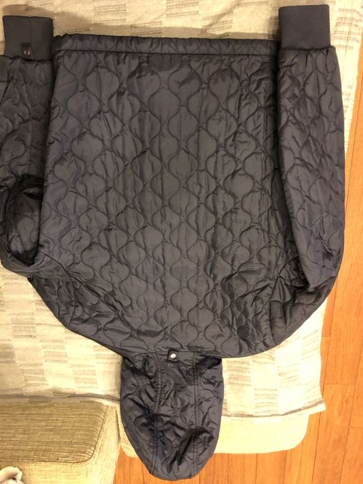 Vand 2geci marca Tommy Hilfiger, originale 100%.