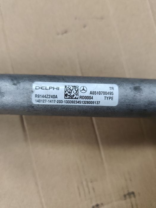 Rampa injectoare completa cu senzori  Mercedes 2.2 euro 6