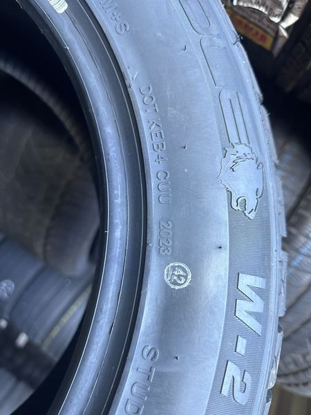 225/55/17 MOMO 4бр