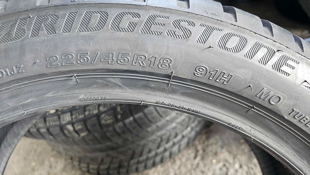 Anvelope BRIGESTONE 225/45/18 iarna