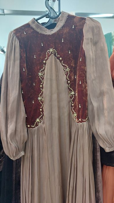 Бисерленген Көйлек