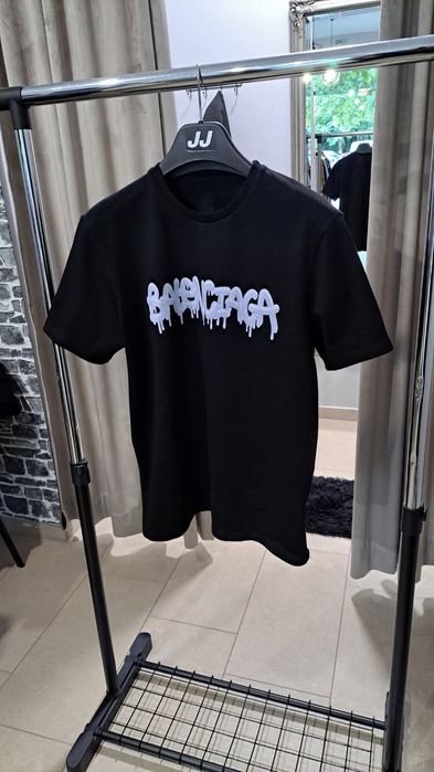 Balenciaga тениски